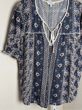 Lucky Brand Sz XL Navy and Light Pink Floral Tie-Neck Peasant Blouse Western